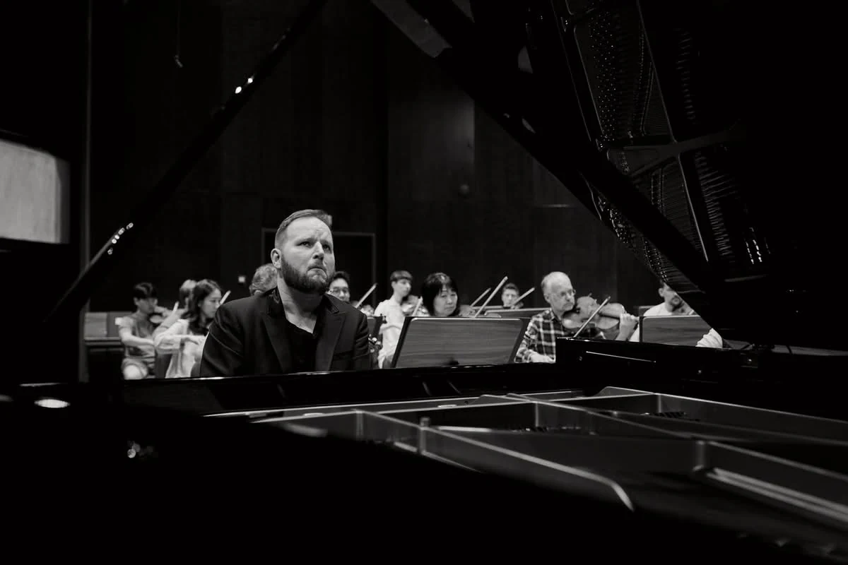 Lukáš Vondráček with orchestra